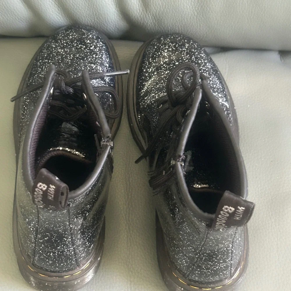 Dr.‎ Martens 1460 Delaney Black Glitter Galaxy Lace Up Side Zip Boots Kids 4